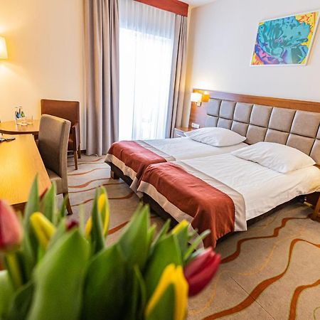 Hotel Olivia Medical Spa Скомельна-Чарна Екстер'єр фото
