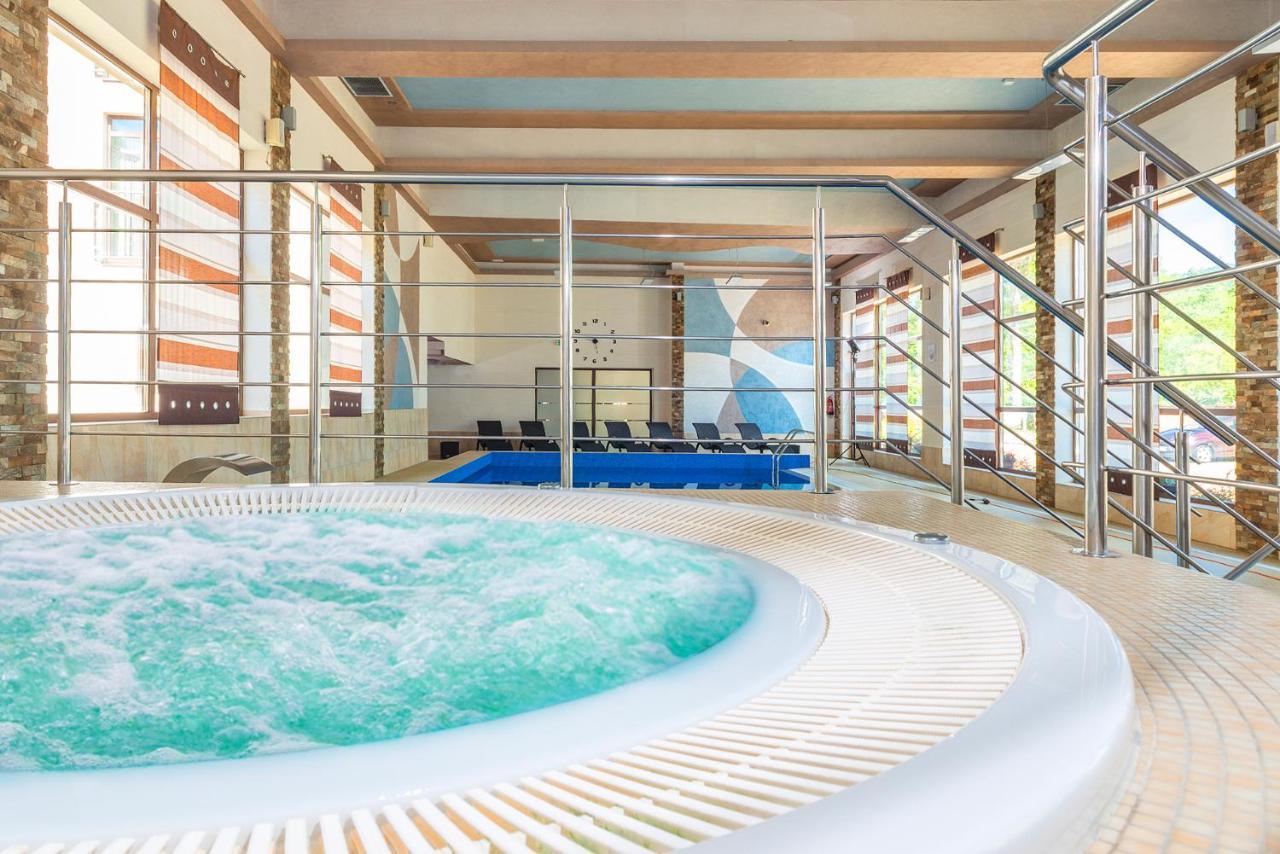 Hotel Olivia Medical Spa Скомельна-Чарна Екстер'єр фото