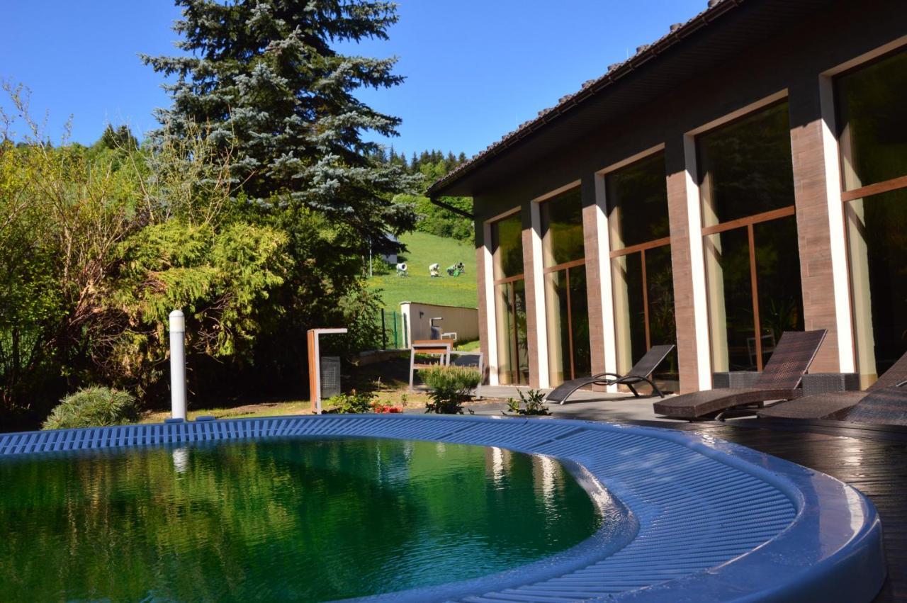 Hotel Olivia Medical Spa Скомельна-Чарна Екстер'єр фото