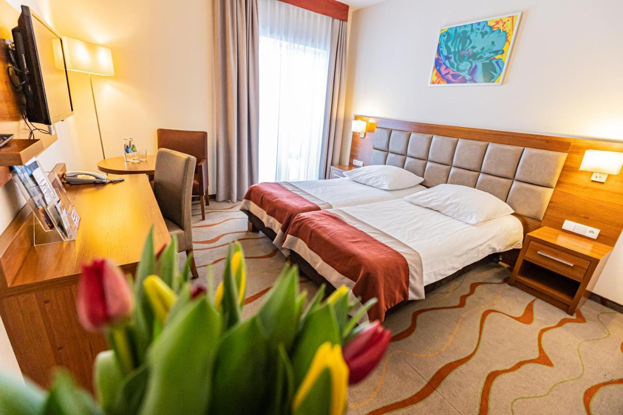 Hotel Olivia Medical Spa Скомельна-Чарна Екстер'єр фото