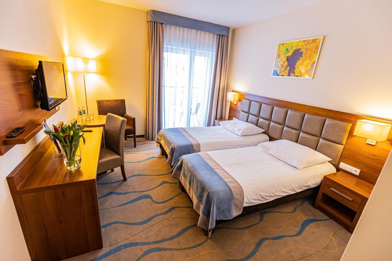 Hotel Olivia Medical Spa Скомельна-Чарна Екстер'єр фото