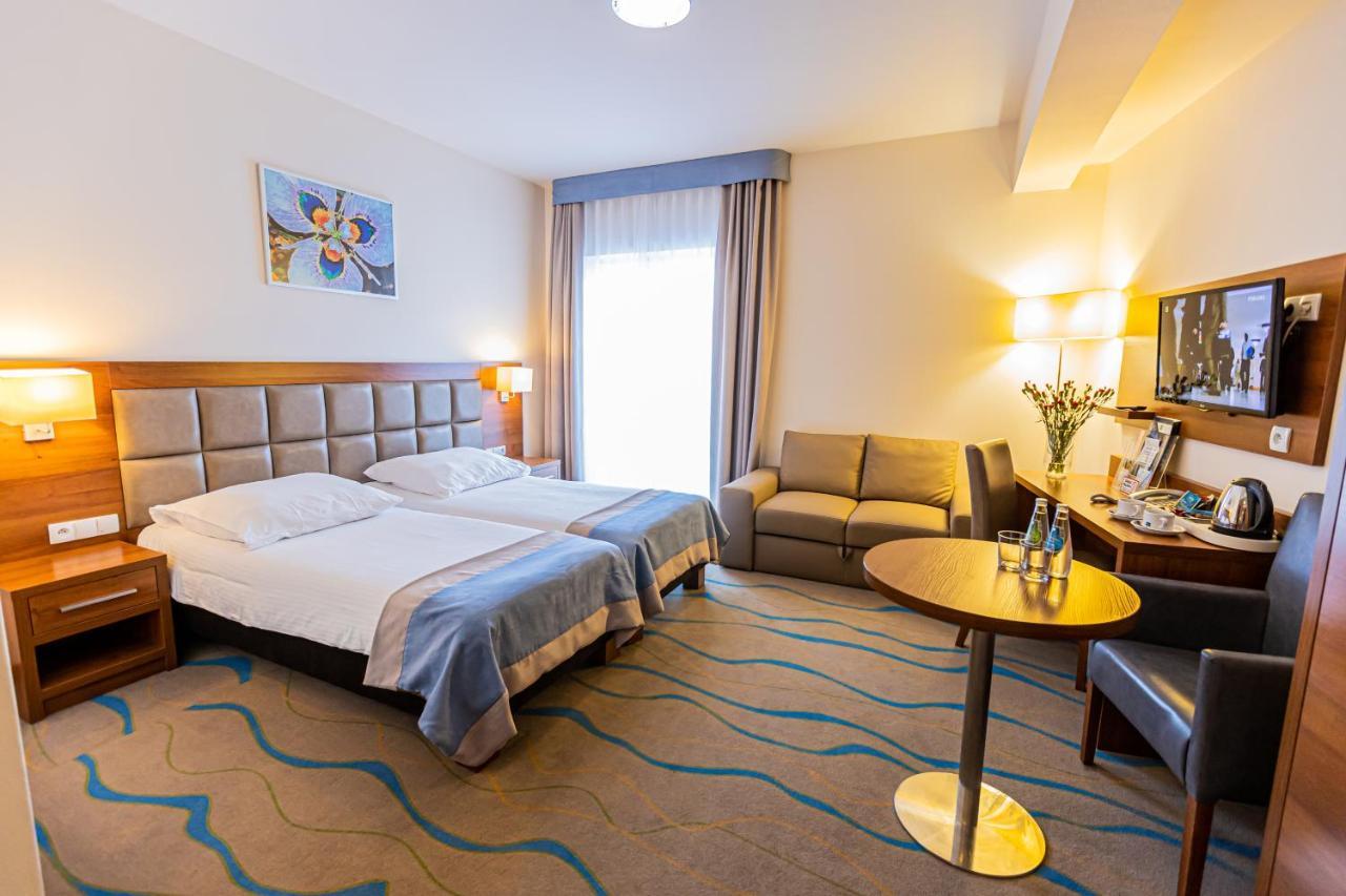 Hotel Olivia Medical Spa Скомельна-Чарна Екстер'єр фото