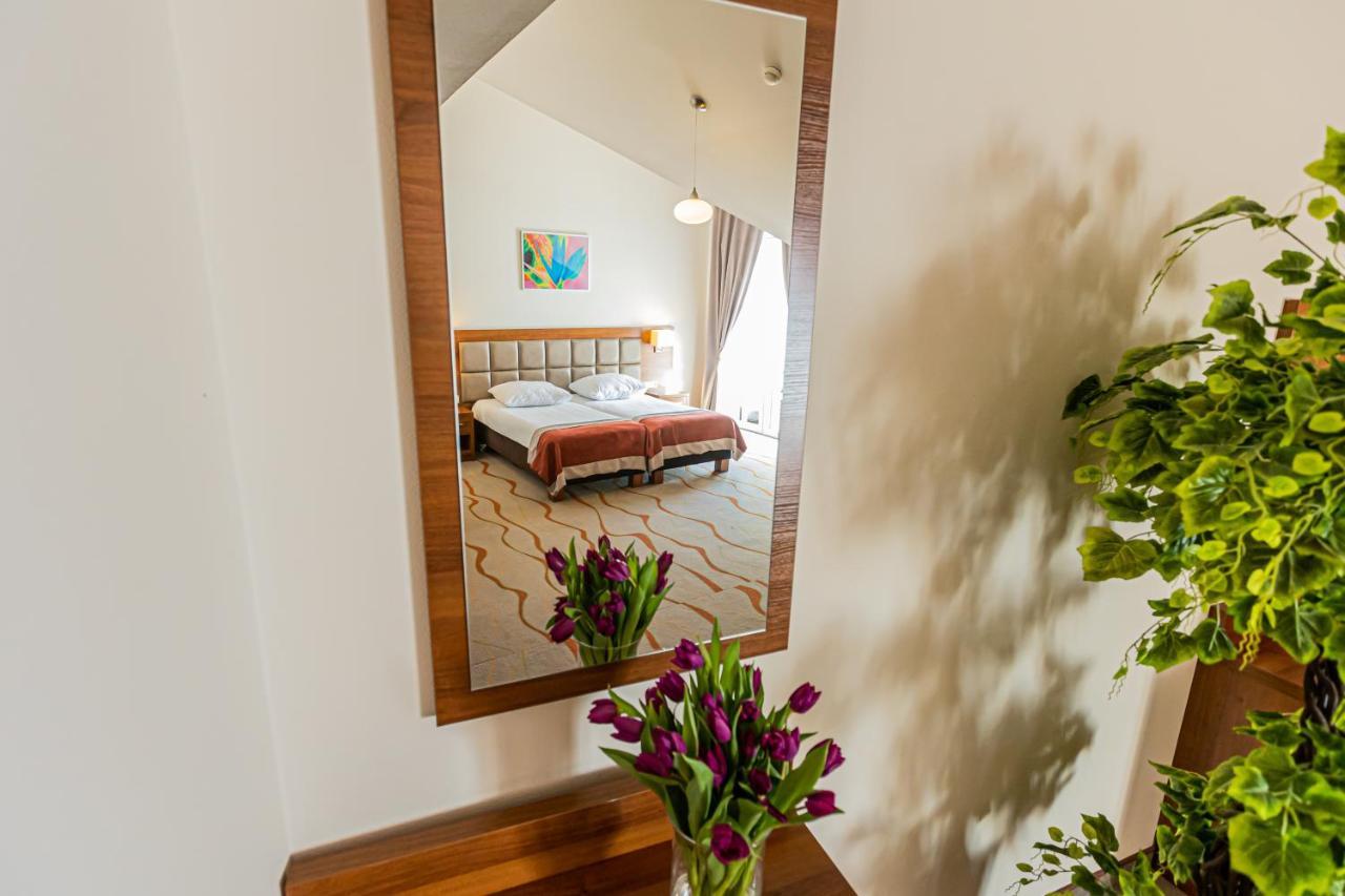 Hotel Olivia Medical Spa Скомельна-Чарна Екстер'єр фото